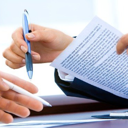 定款と、その他設立登記に必要な書類を作成する